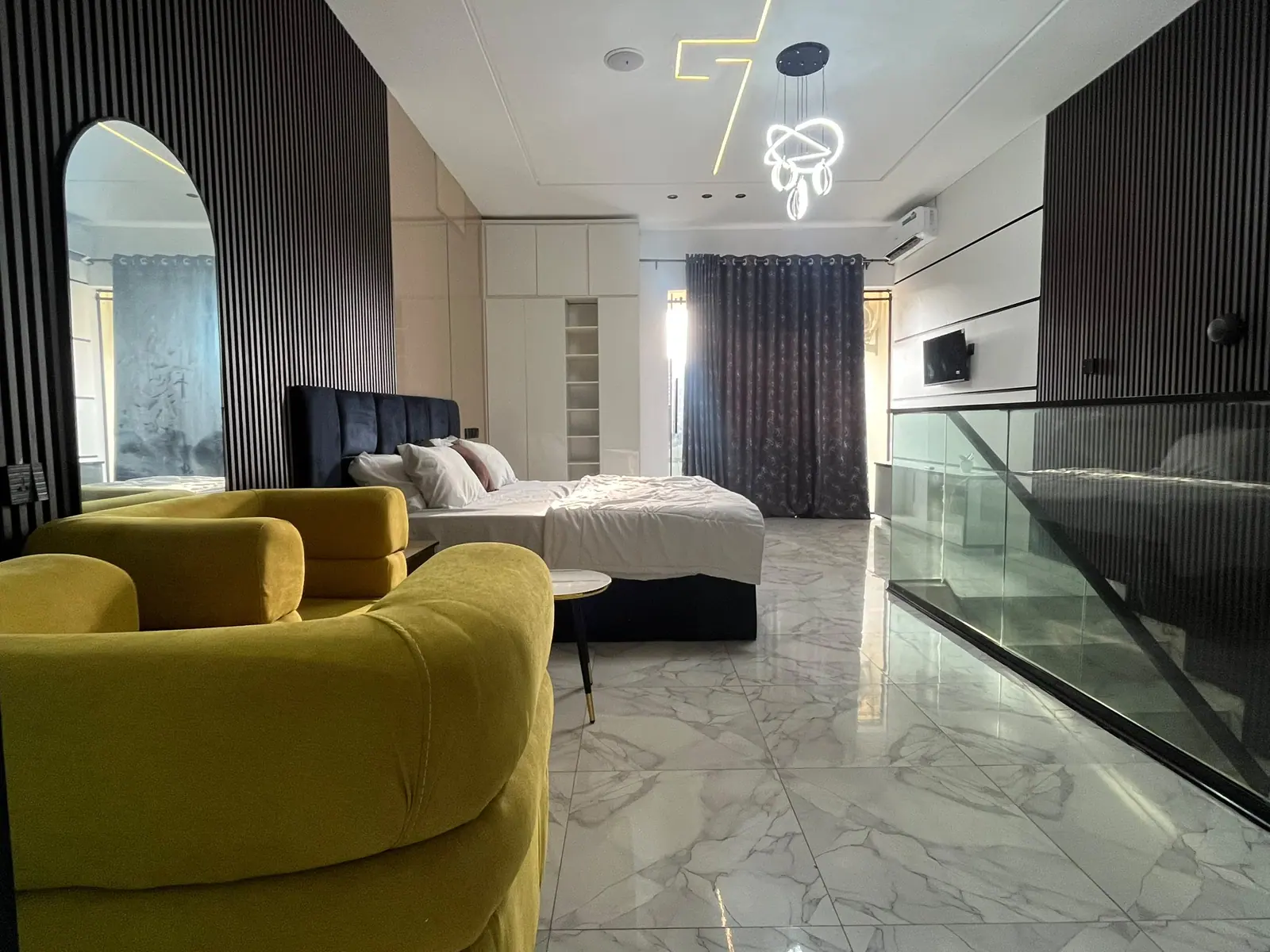 Azhi Suite — photo 4