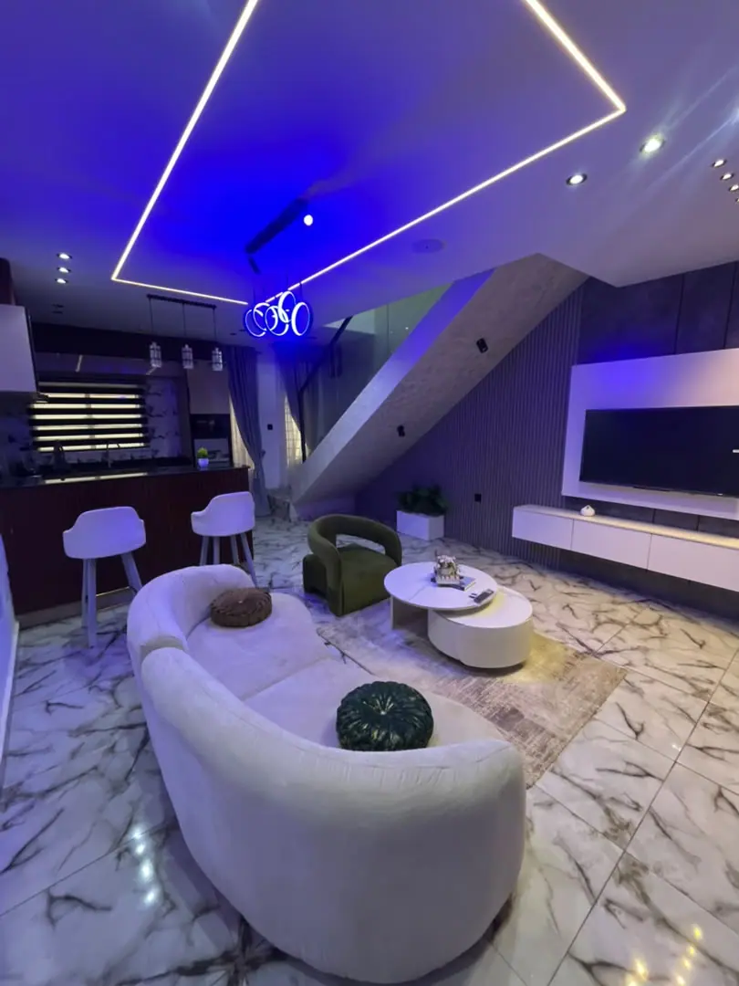 Ob’okhian Suite — photo 5
