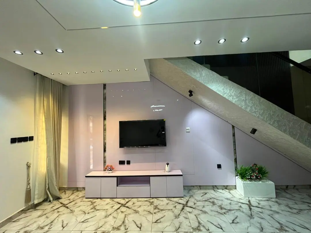 Okhian Suite — photo 11